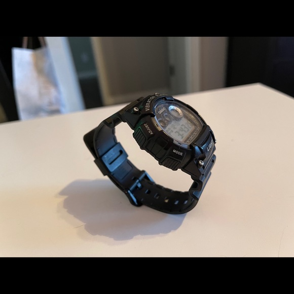 Casio GShock classic black - Picture 2 of 4